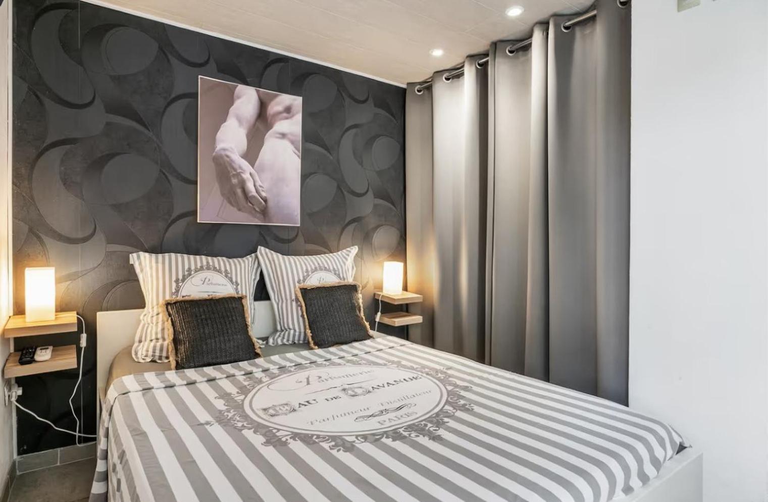 Studio Villa Nui Cuers Εξωτερικό φωτογραφία